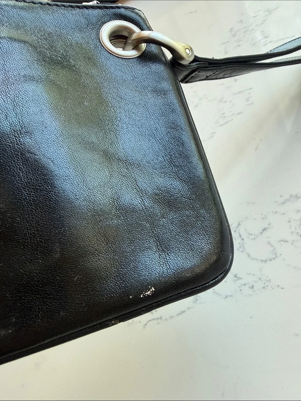 Hobo Vida Women's Classic Leather Wristlet Clutch purse wallet Black Color
